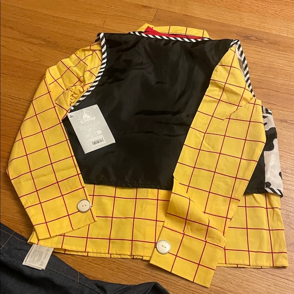 Disney woody costume Yellow and Red Checkered Shirt with Bandana - Picture 8 of 10